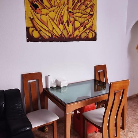 Habitacion Tranquila Y Familiar Madrid Exteriör bild
